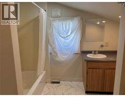 26 Charteris STREET - 9