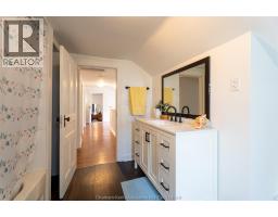 128 ELIZABETH STREET - 27