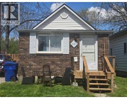 161 Wellington East STREET - 1