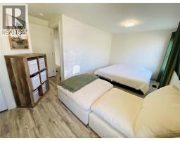 21023 Charing Cross ROAD - 10