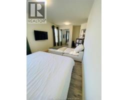 21023 Charing Cross ROAD - 12