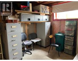 89 Bruinsma AVENUE - 34