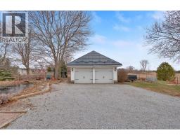 243 Chatham STREET South - 4