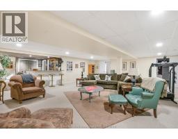 12 Aspen CLOSE - 41