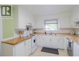135 Alexandra AVENUE - 11