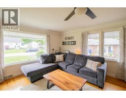 135 Alexandra AVENUE - 6