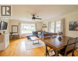 135 Alexandra AVENUE - 8