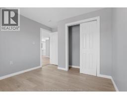 7 OXLEY DRIVE - 22