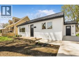7 OXLEY DRIVE - 4