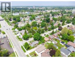 363 Lacroix STREET - 35
