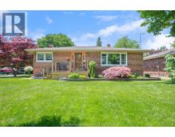 18 WOODLAND AVENUE - 1
