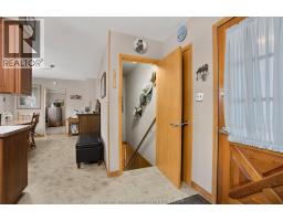 18 WOODLAND AVENUE - 28