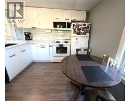 29 Russell STREET - 3
