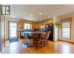 925 JAMES STREET - 4