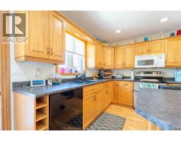 925 JAMES STREET - 8
