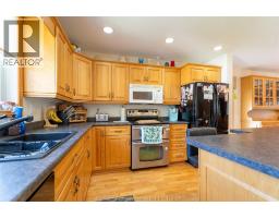 925 JAMES STREET - 9
