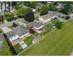 63 Rossini CRESCENT - 34