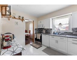 1402 Elsmere AVENUE - 17