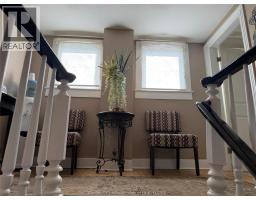 78 Victoria AVENUE - 11