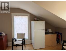 78 Victoria AVENUE - 21