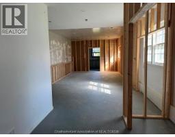 424 Gregory DRIVE - 23