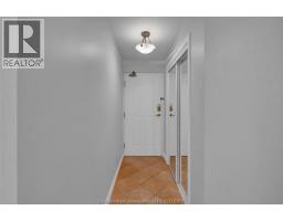 10 Van Allen AVENUE UnitNo. 201 - 10