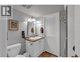 10 Van Allen AVENUE UnitNo. 201 - 22