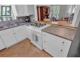 10 Van Allen AVENUE UnitNo. 201 - 27