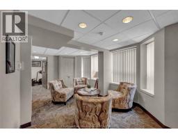 10 Van Allen AVENUE UnitNo. 201 - 40