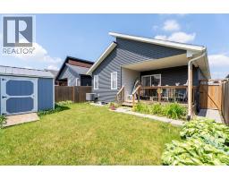 105 Moonstone CRESCENT - 37