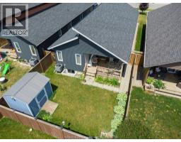105 Moonstone CRESCENT - 42