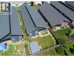 105 Moonstone CRESCENT - 43