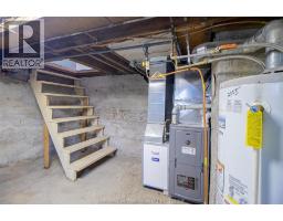 27 - 27 1/2 Prince STREET South - 21