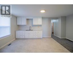 27 - 27 1/2 Prince STREET South - 6