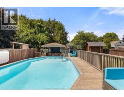 23 Queensway DRIVE - 28