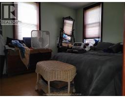 221 HOLT LINE - 7