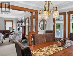 15 Ellwood AVENUE - 18