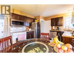 6 BIDDELL AVENUE - 10