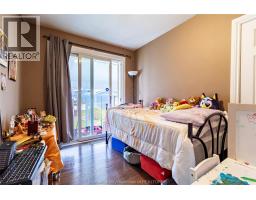 6 BIDDELL AVENUE - 21