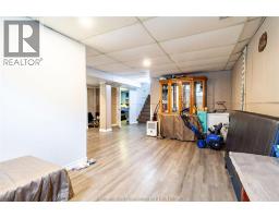 6 BIDDELL AVENUE - 26