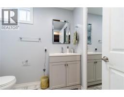 6 BIDDELL AVENUE - 31