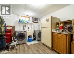 6 BIDDELL AVENUE - 34