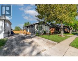 12 LANSDOWNE AVENUE - 1