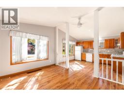 12 LANSDOWNE AVENUE - 12