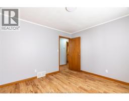 12 LANSDOWNE AVENUE - 15