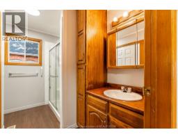 12 LANSDOWNE AVENUE - 18