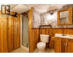 12 LANSDOWNE AVENUE - 23