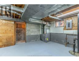 12 LANSDOWNE AVENUE - 27