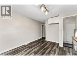 864 MCNAUGHTON AVENUE East - 24