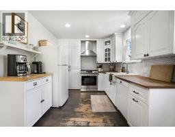 38 Harold STREET South - 23